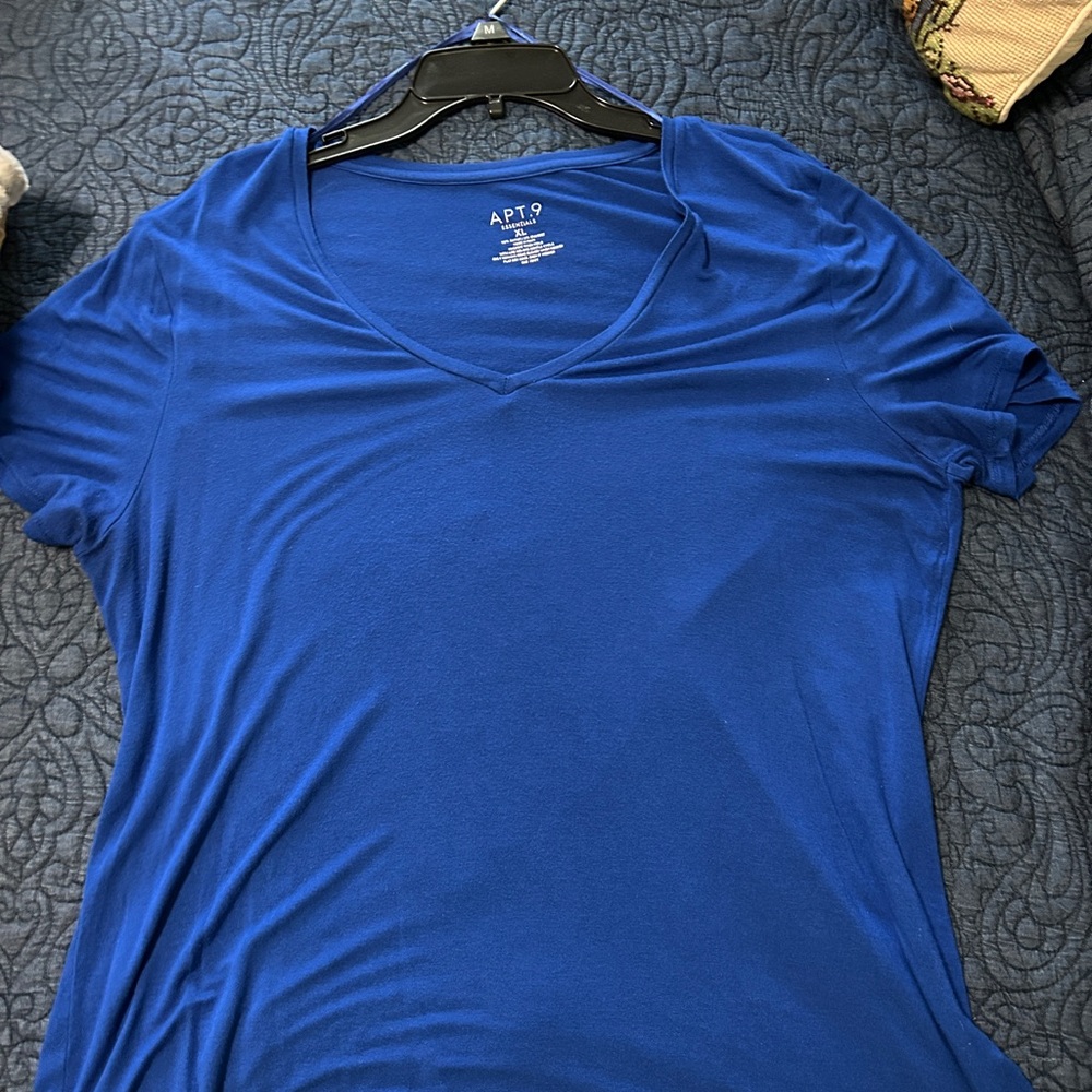 Apt. 9 Royal Blue V Neck Short Sleeve T-Shirt